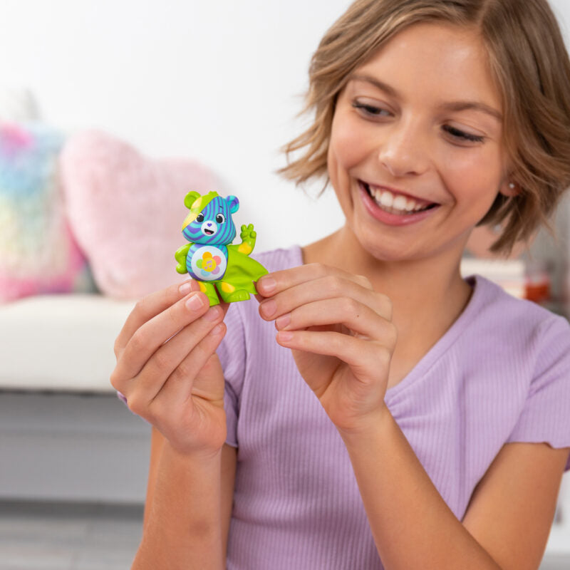 Care Bears – Peel and Reveal - US 4581